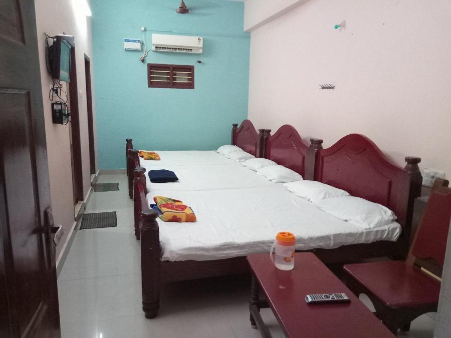 Sakthi Guest House & Residency, By Saraswathi Groups, Thirunallar, KaraikalPillaittiruvasal エクステリア 写真